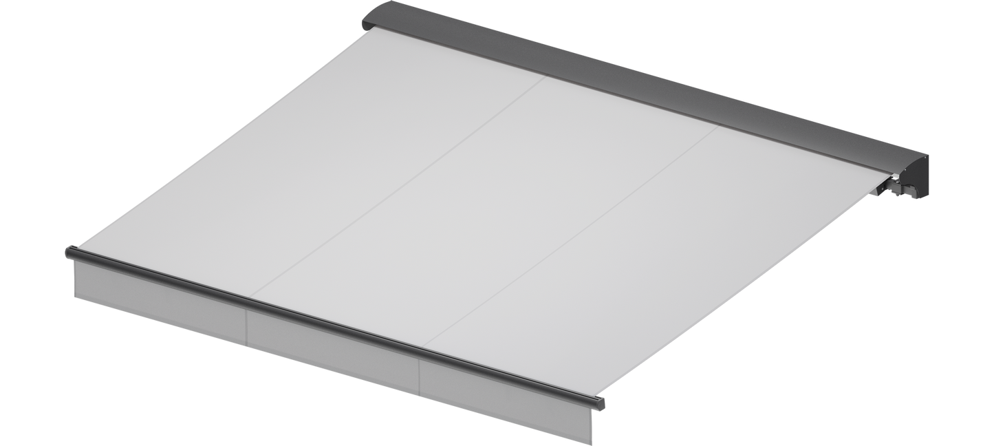 Snygg, svart terrassmarkis med volang och skyddshuv, markisen har svart konstruktion med ljus markisväv. Premium Markis, modell Jamaica. premium-markis.se